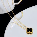 VCA Necklace - Image 4