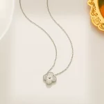 VCA Necklace - Image 3