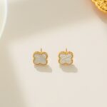 VCA stud earring - Image 5