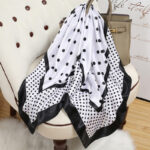 Vintage scarf - Image 4