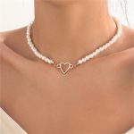 Pearl neckpiece
