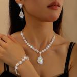 Jewelry Set - Image 5