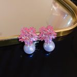 Exquisite Pearl Earrings - Image 2