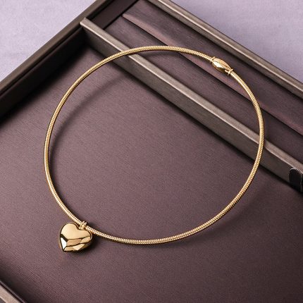 Stainless steel neckpiece