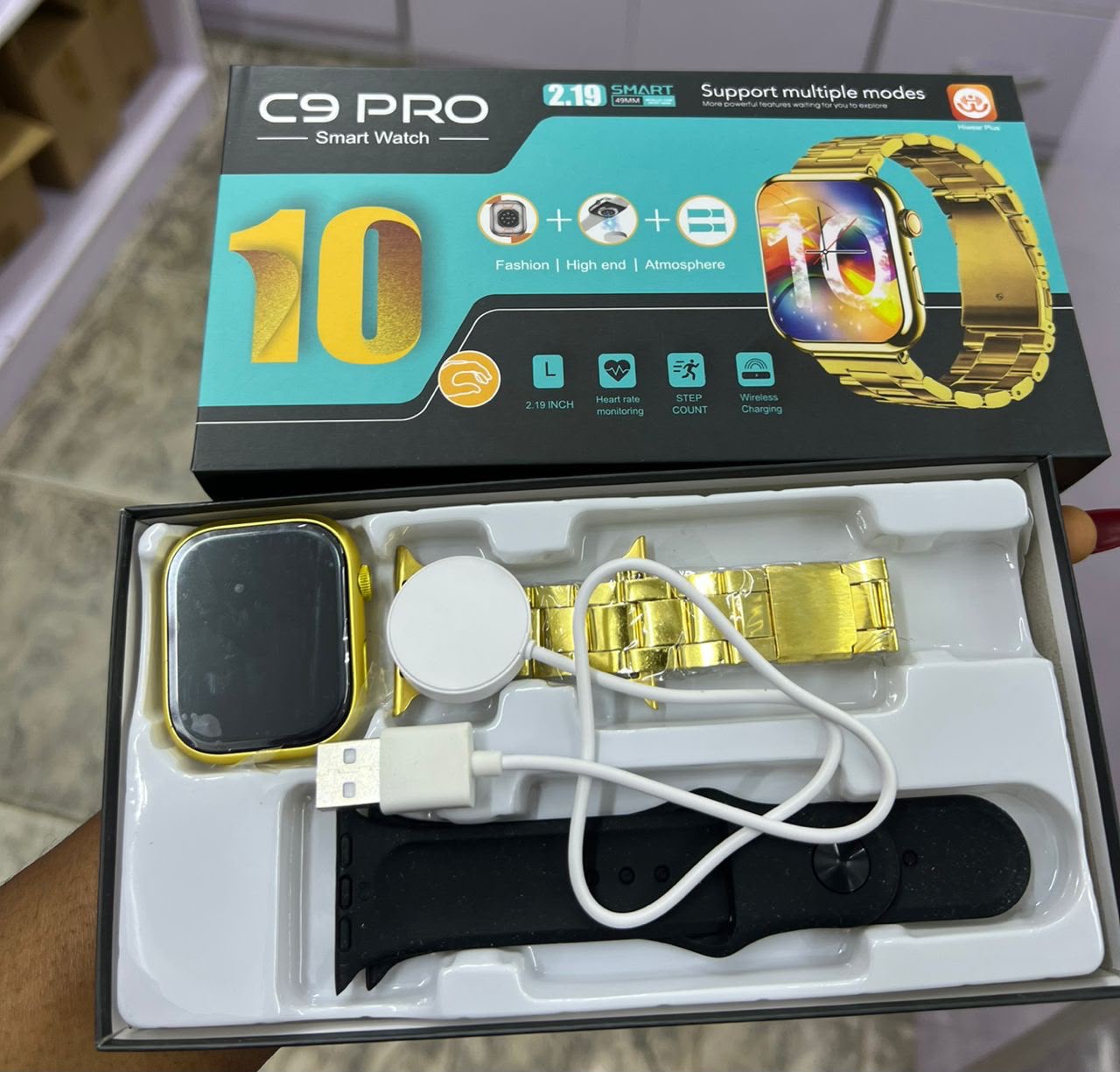87c8a37e-b205-49fe-87c7-6a90eb682a62 Smart watch - Image 1